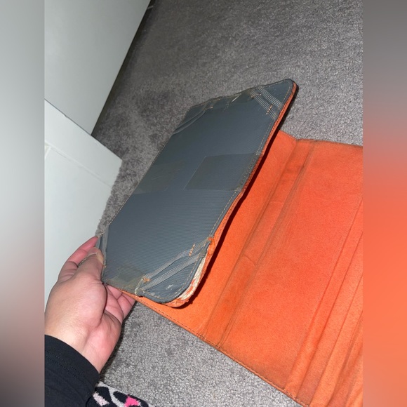 Polaroid brand iPad carrying case - Picture 6 of 9